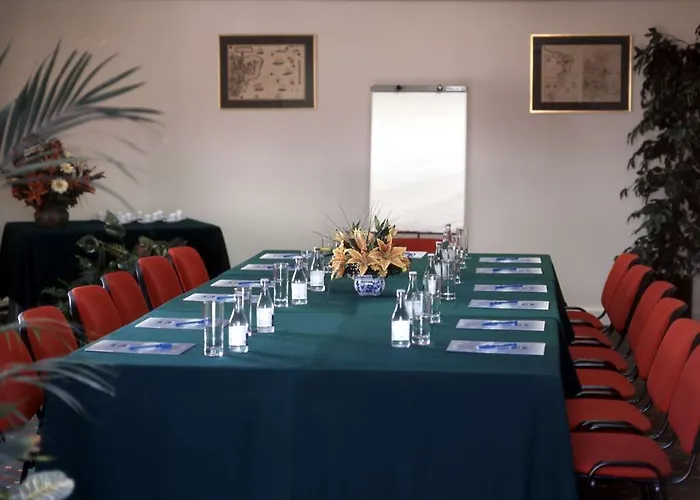 Vip Executive Do Marques فندق 4*