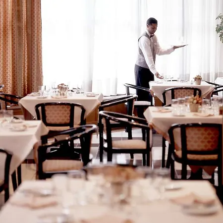 Hotel Vip Executive Do Marquês