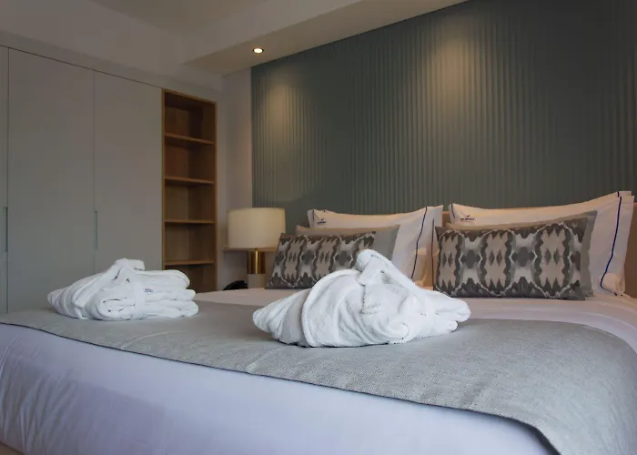 Hotel Vip Executive Do Marques 4*